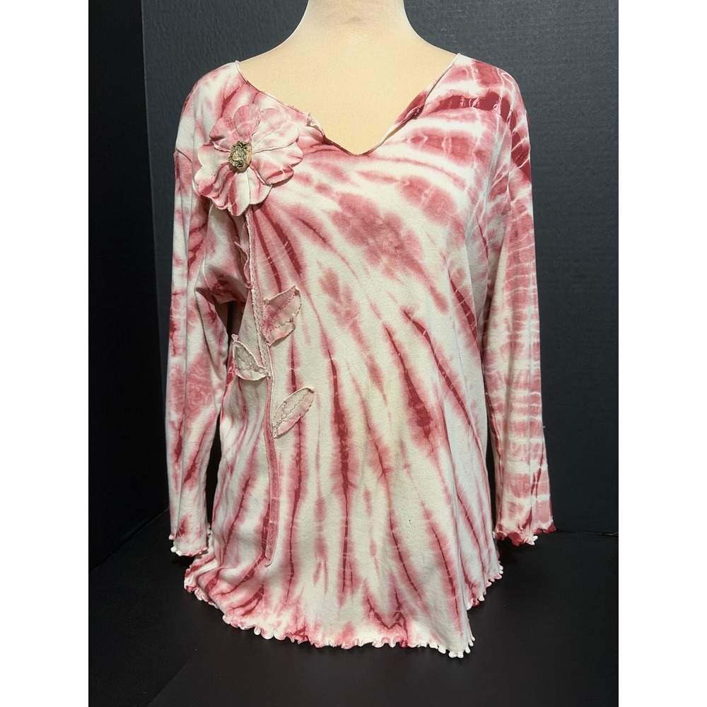 Nature Art Lynn Yang Red White Tie Dye 3D Flower Lettuce Edge M Top Y2K Boho